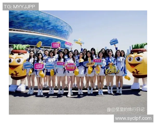 足球宝贝走红网络,助威视频破百万播放 足球宝贝走红网络,助威视频破百万播放