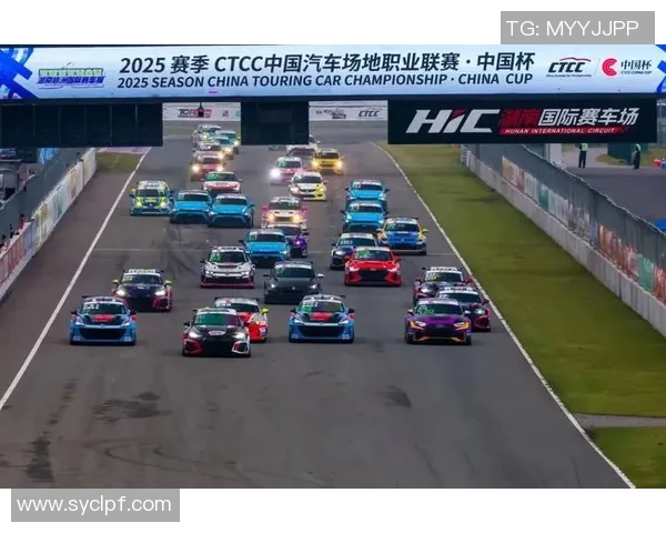 中国赛车队勇夺亚洲耐力赛季军彰显团队实力与卓越表现